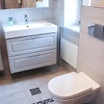 Luxury Renovated - 600 Mbit - 64 M2 - 65 Inch Tv