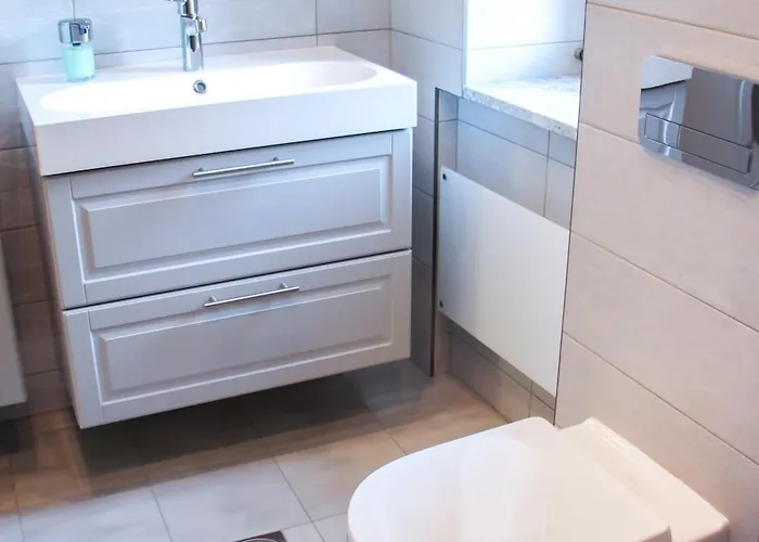 Luxury Renovated - 600 Mbit - 64 M2 - 65 Inch Tv